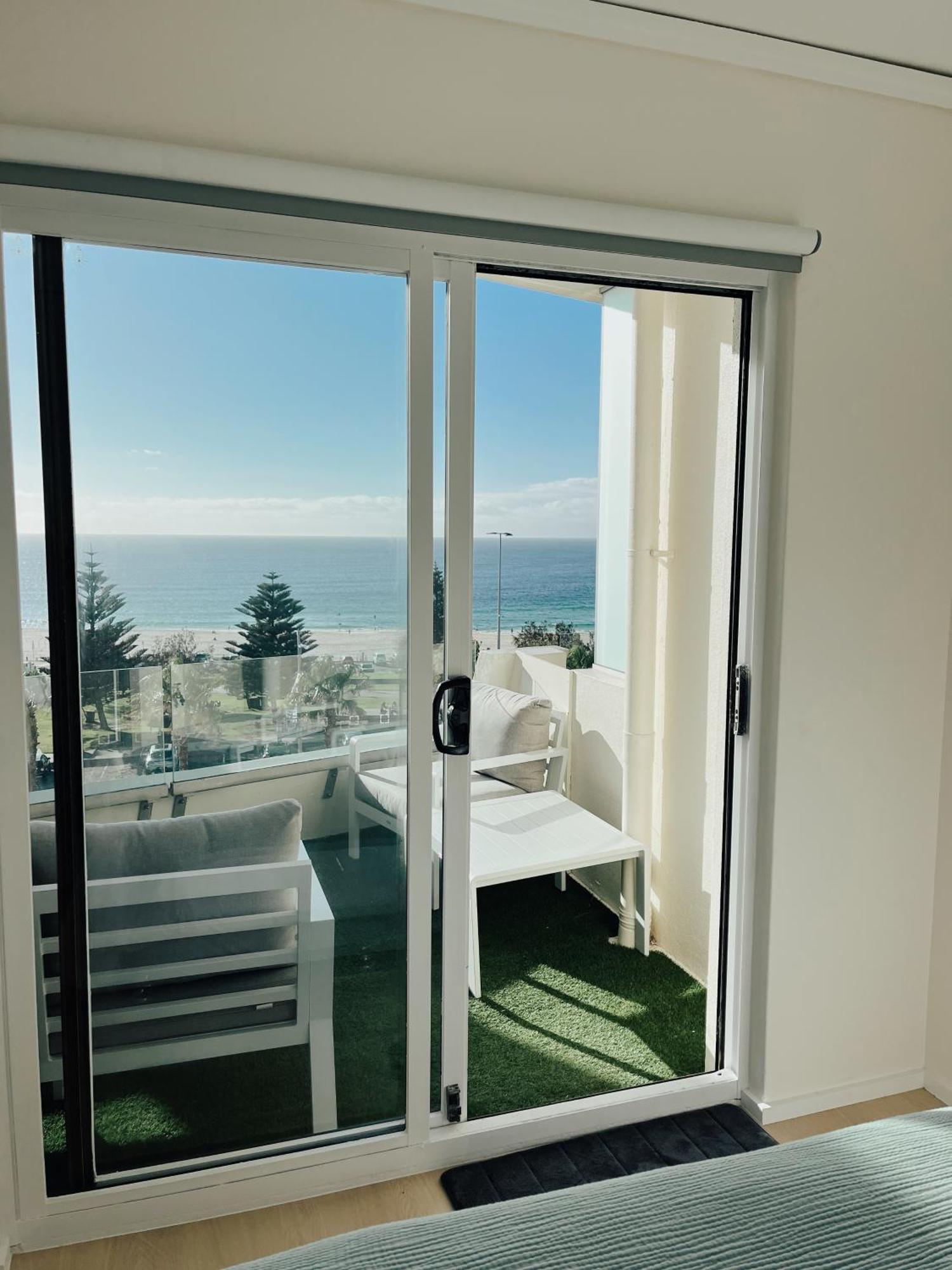 Bondi Beach Waves 2 Beachfront Apartment Сідней Екстер'єр фото
