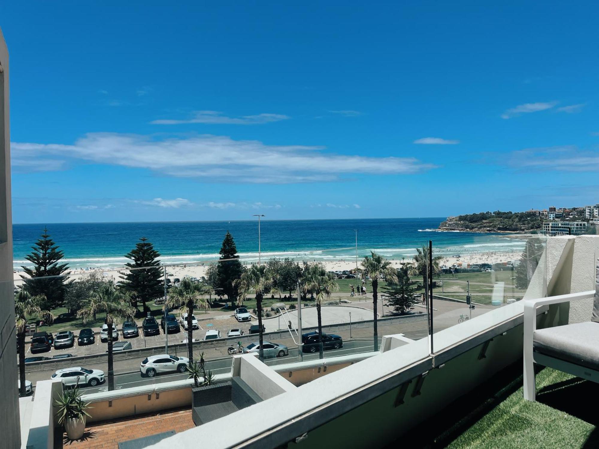 Bondi Beach Waves 2 Beachfront Apartment Сідней Екстер'єр фото